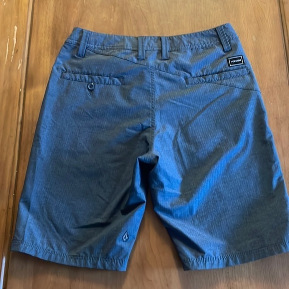 VOLCOM Surf &Turf 2 Way Stretch Shorts Size 28 - Picture 6 of 10